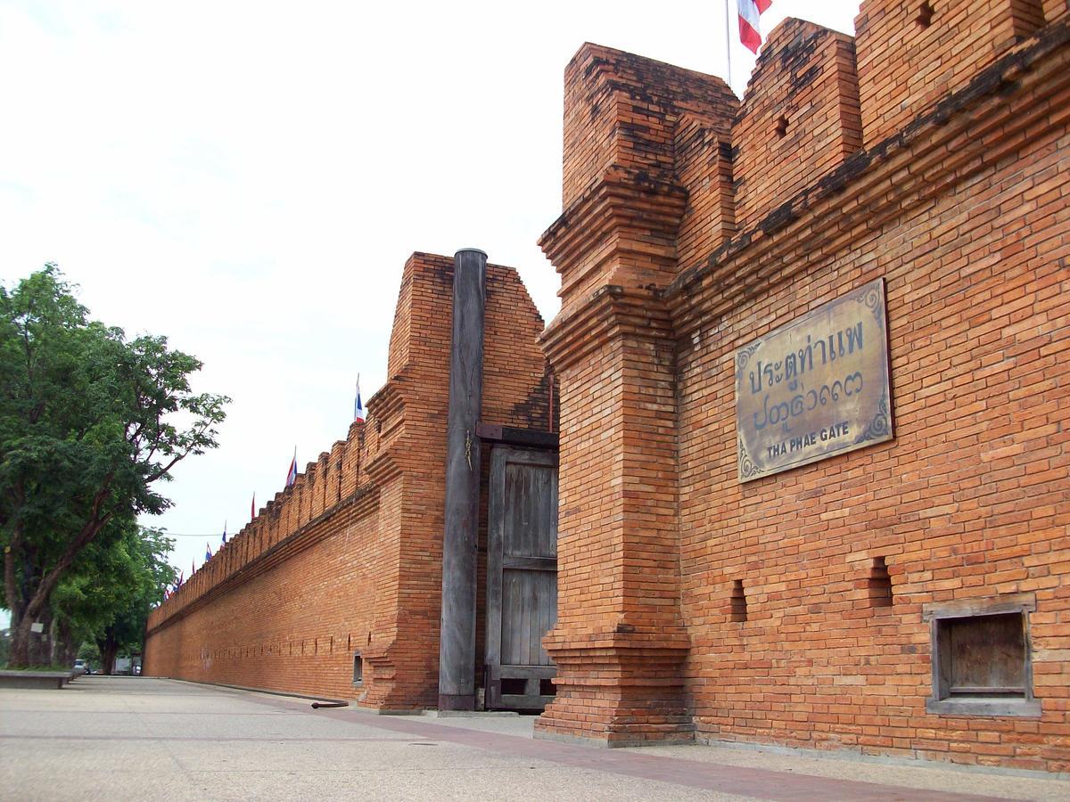 Old Town Place Chiang Mai Zewnętrze zdjęcie